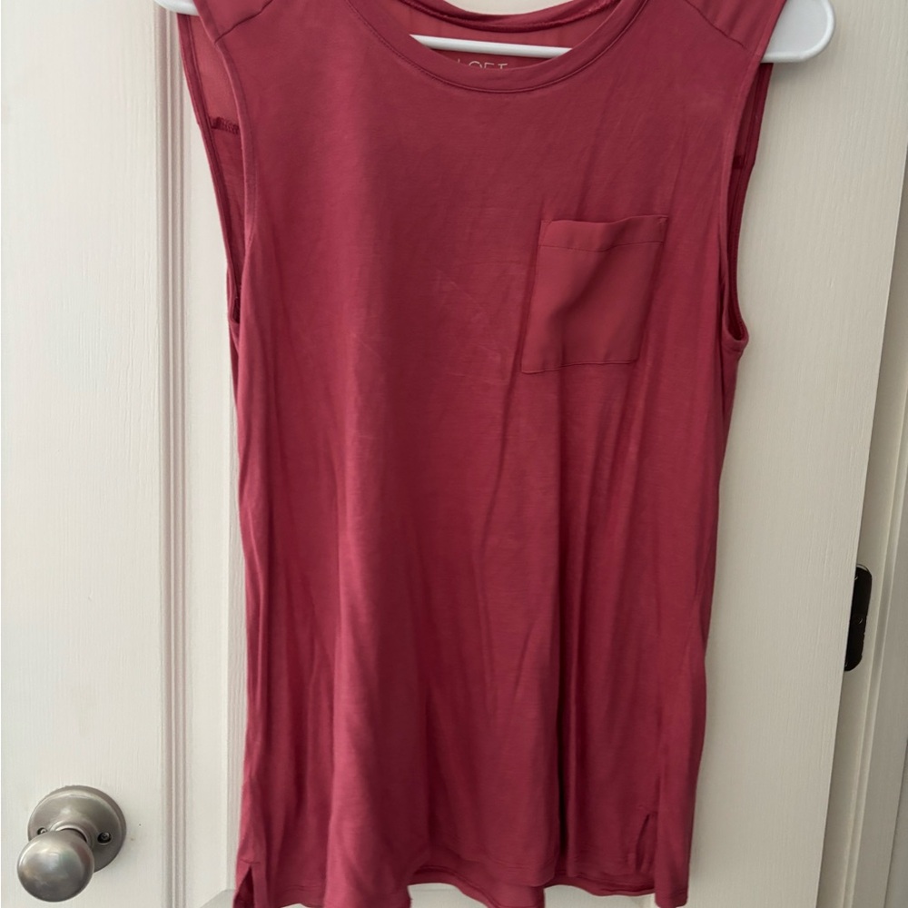 LOFT Women's Sleeveless Top in Deep Rose